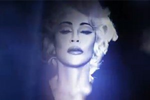 Мадонна представила именную косметику