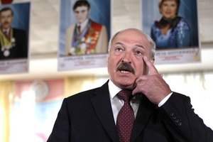 Александр Лукашенко сделал пластику?