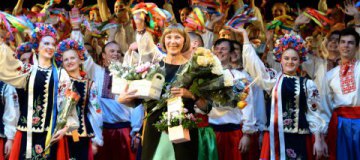Знаменитый детский ансамбль "Свiтанок" отпраздновал свой 65-летний юбилей звездным концертом