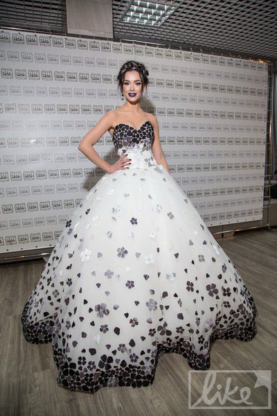 Мария Яремчук пришла на концерт Пономарева в платье, поражающем воображение