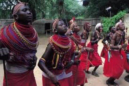 Приветствие в кенийском племени Акамба 