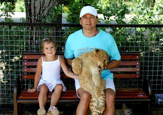 Тимофей с Каролиной в Ялтинском зоопарке