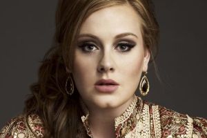 Adele перенесла операцию на связках
