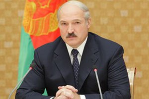 Лукашенко направил соболезнования родным и близким Богдана Ступки 