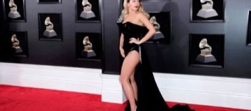 Самые сексуальные  наряды премии "Grammy-2018"