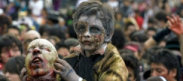 По улицам Мехико прошел рекордный парад зомби