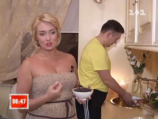 Наталья Розинская и Николай Мельниченко на кухне готовили кутью